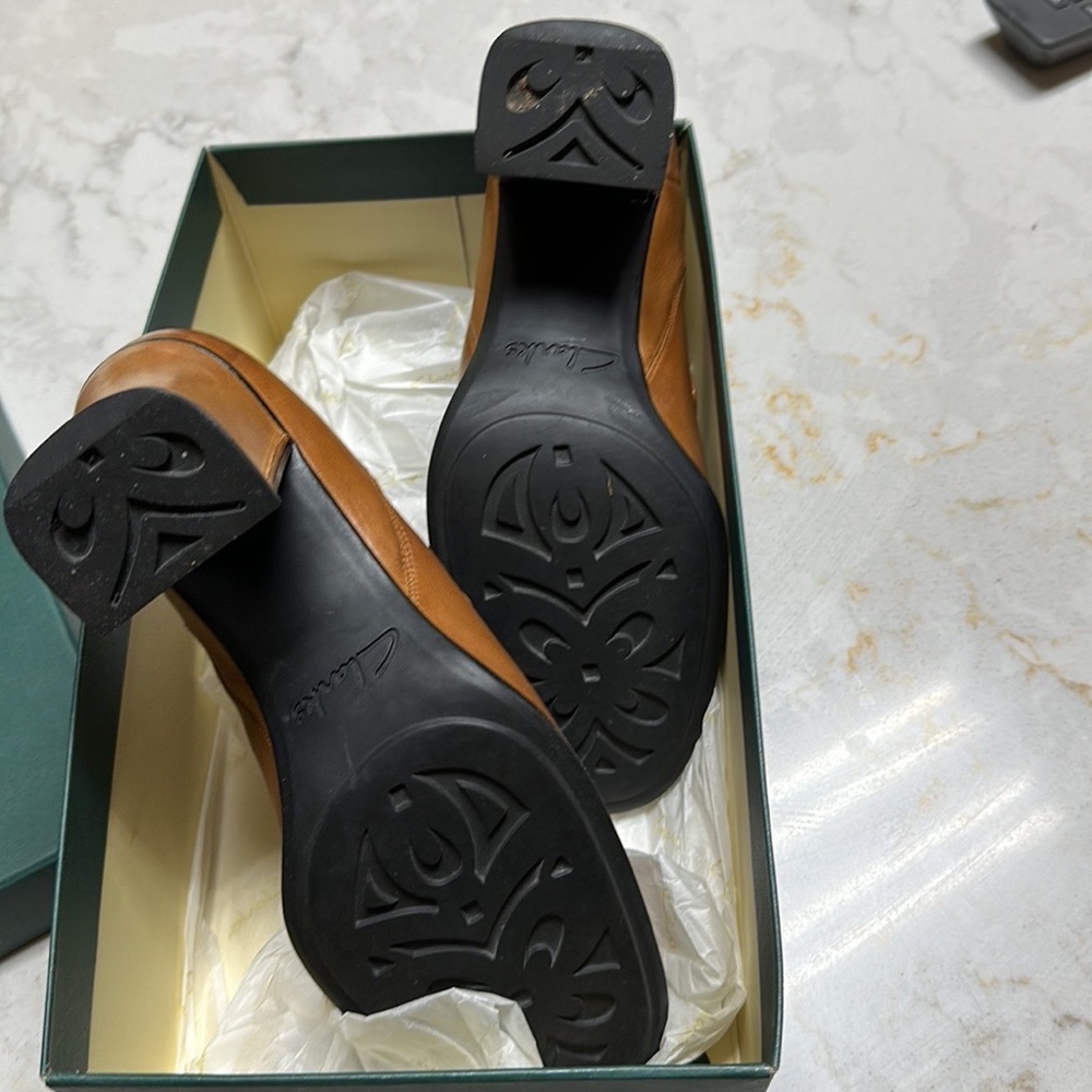 Clarks cashmere mule. Size 7.